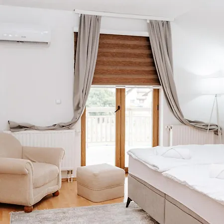 Villa Voyage *