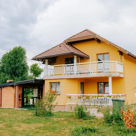 Voyage Villa *