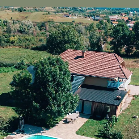 Villa Voyage *